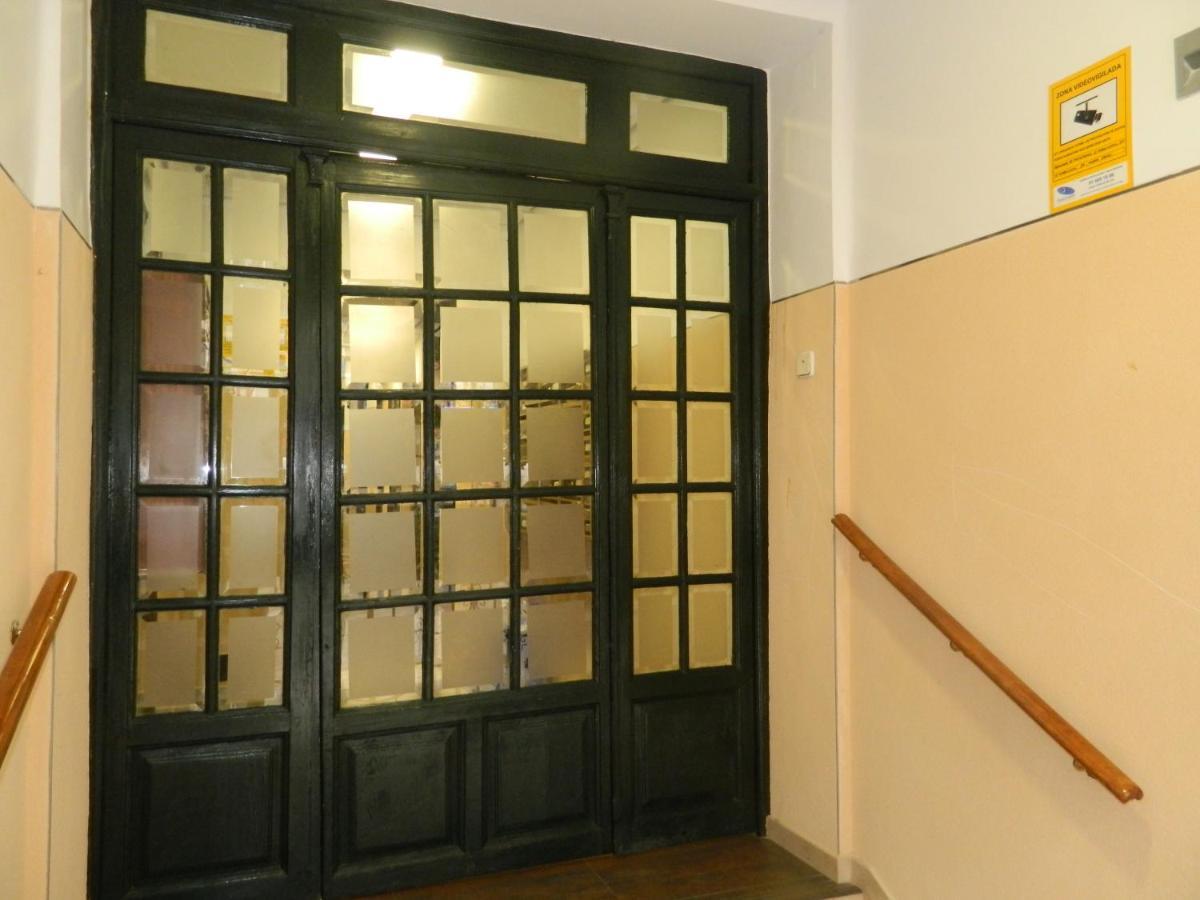 Centro / Ferrocarril 3 Apartment Madrid Exterior photo
